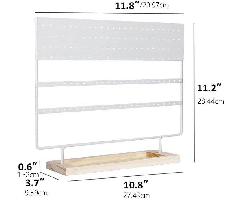 Misure dell'espositore secondo il fornitore: largo 29,97 cm, alto 28,44 cm, vassoio in legno 27,43 × 9,39 cm con bordo di 1,52 cm