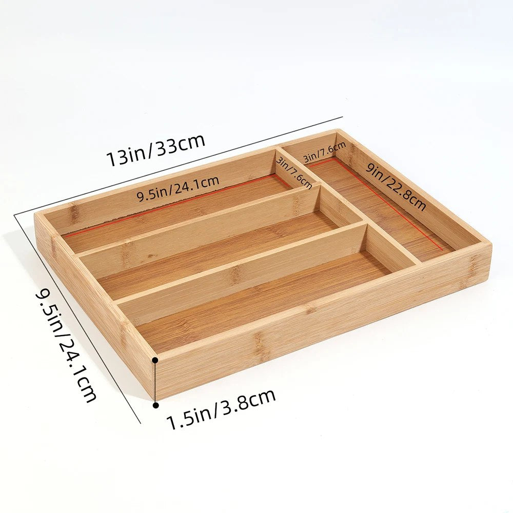 Misure del portaposate secondo il fornitore: 33 × 24,1 cm, alto 3,8 cm, scomparto trasversale 22,8 × 7,6 cm