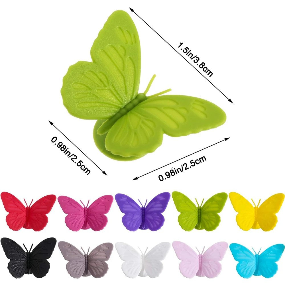 Misure di una farfalla segnabicchiere secondo il fornitore, circa 3,8 × 2,5 cm, e i 10 colori del set