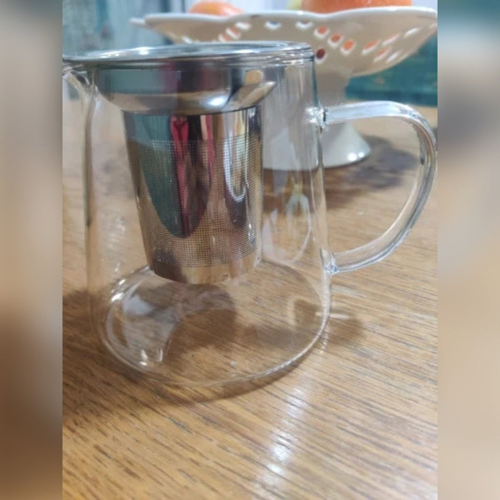 Foto di un cliente: teiera in vetro da 400 ml con infusore in acciaio su un tavolo di legno
