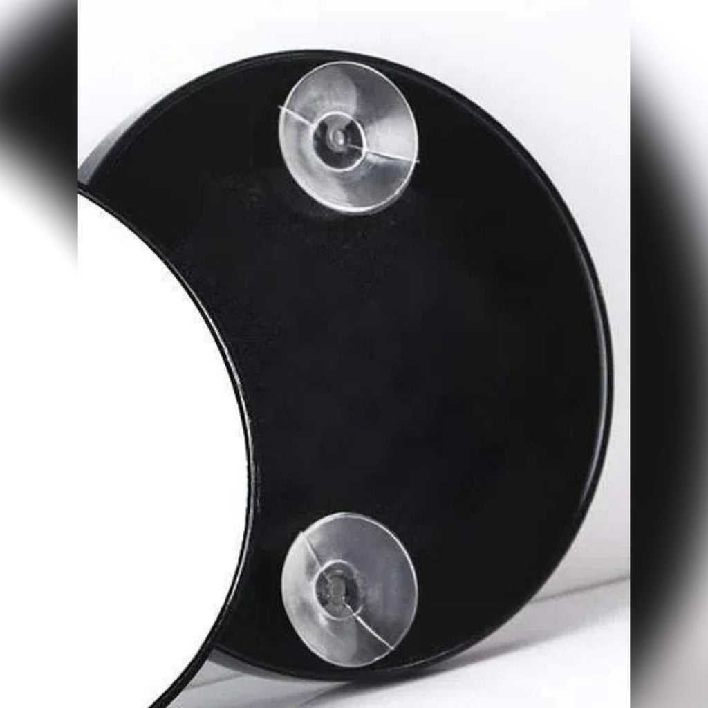 Retro dello specchio ingranditore con due ventose