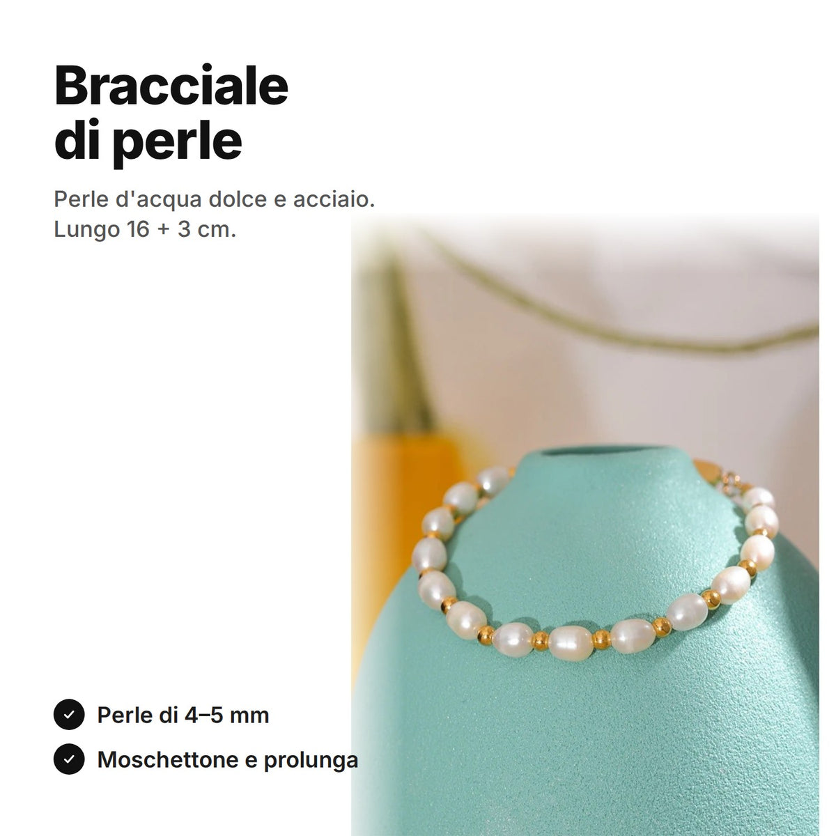 Bracciale di perle d'acqua dolce con sferette color oro in acciaio, lungo 16 cm + 3 cm di prolunga