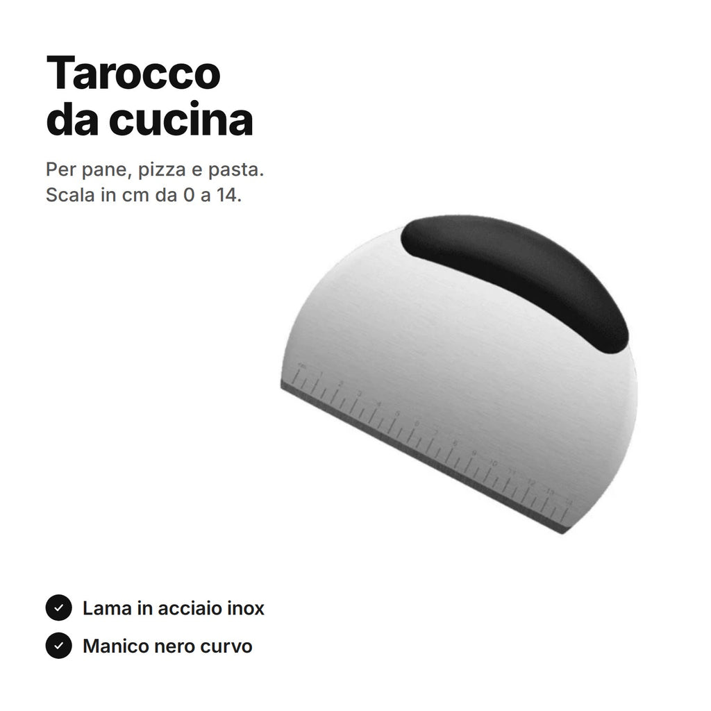 Tarocco da cucina in acciaio inox con manico nero curvo e scala in cm da 0 a 14 sul bordo dritto